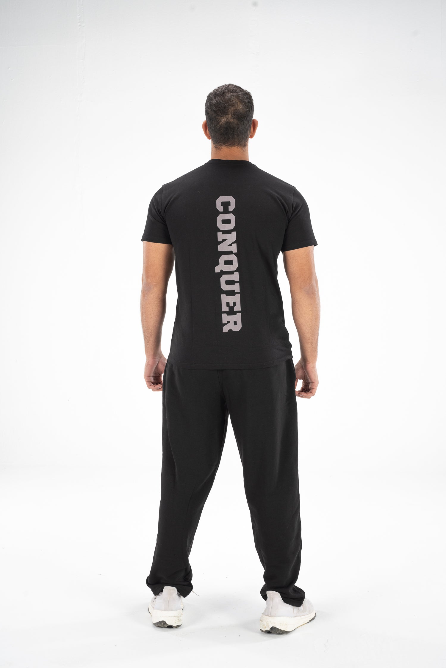Conquer fit tee